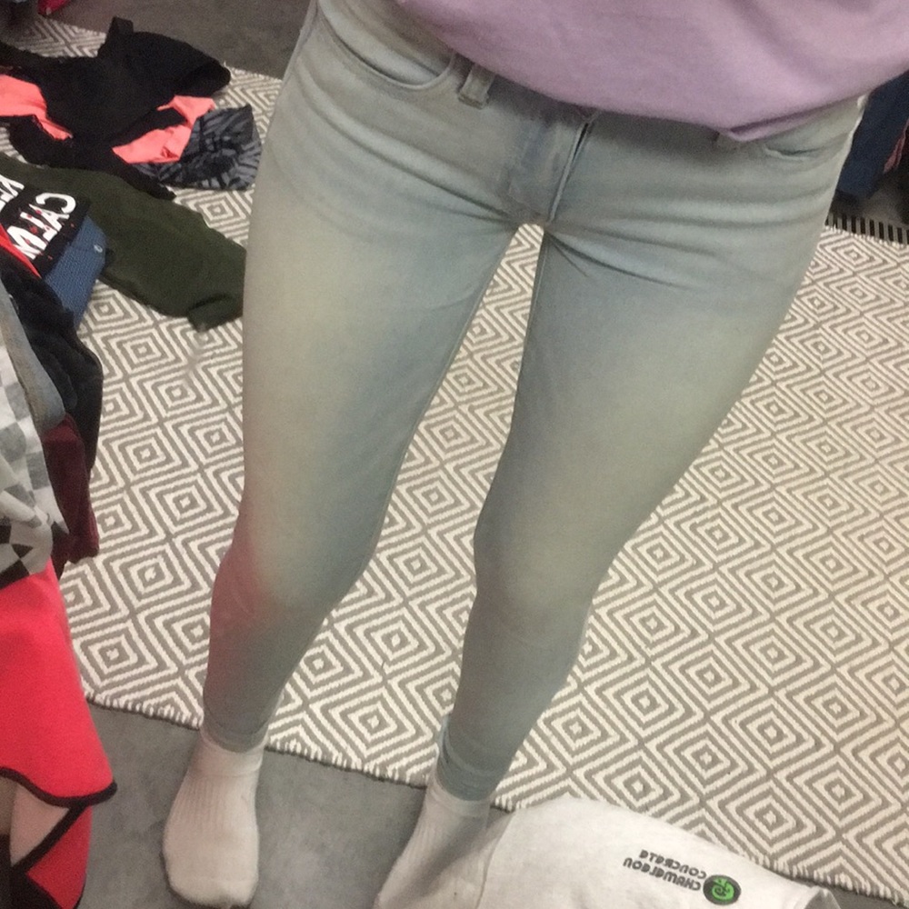 American Eagle skinny jeans!